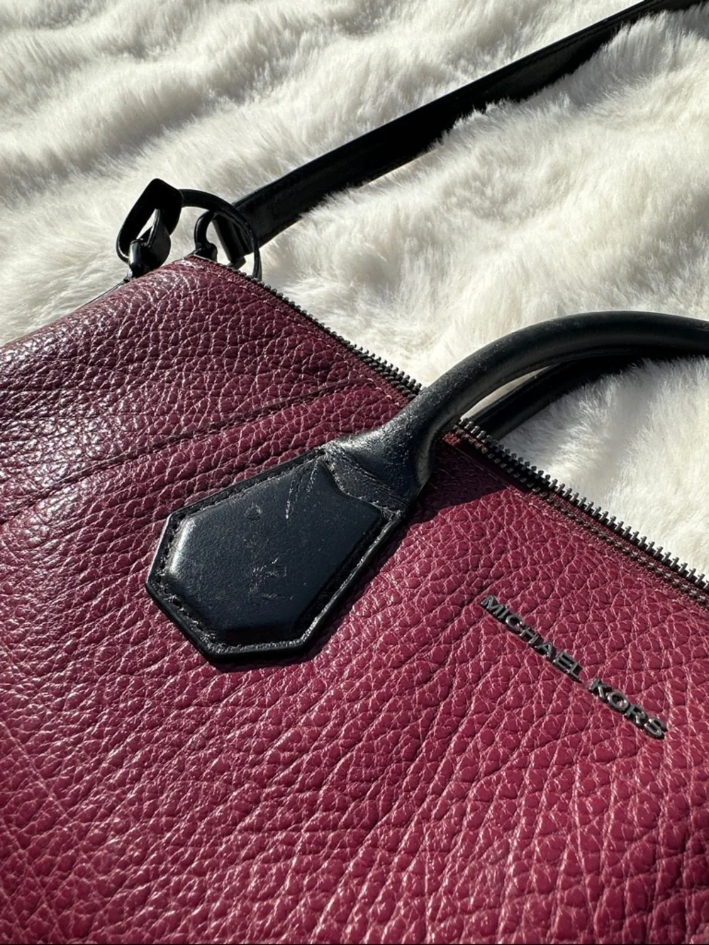 Michael Kors Campbell satchel pebbled burgandy crossbody black trim - Picture 6 of 14